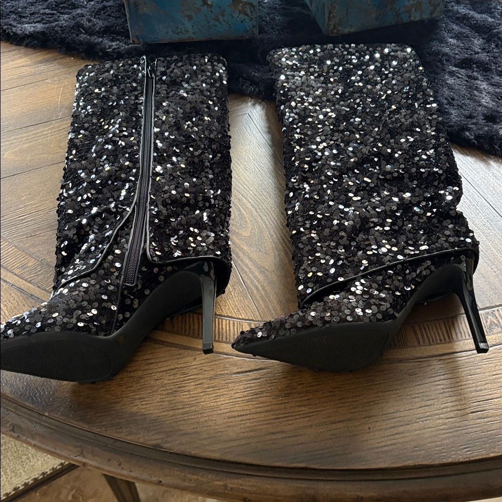 INC Skylar Black Sequin Boot NIB Size 7.5 M - Picture 2 of 6